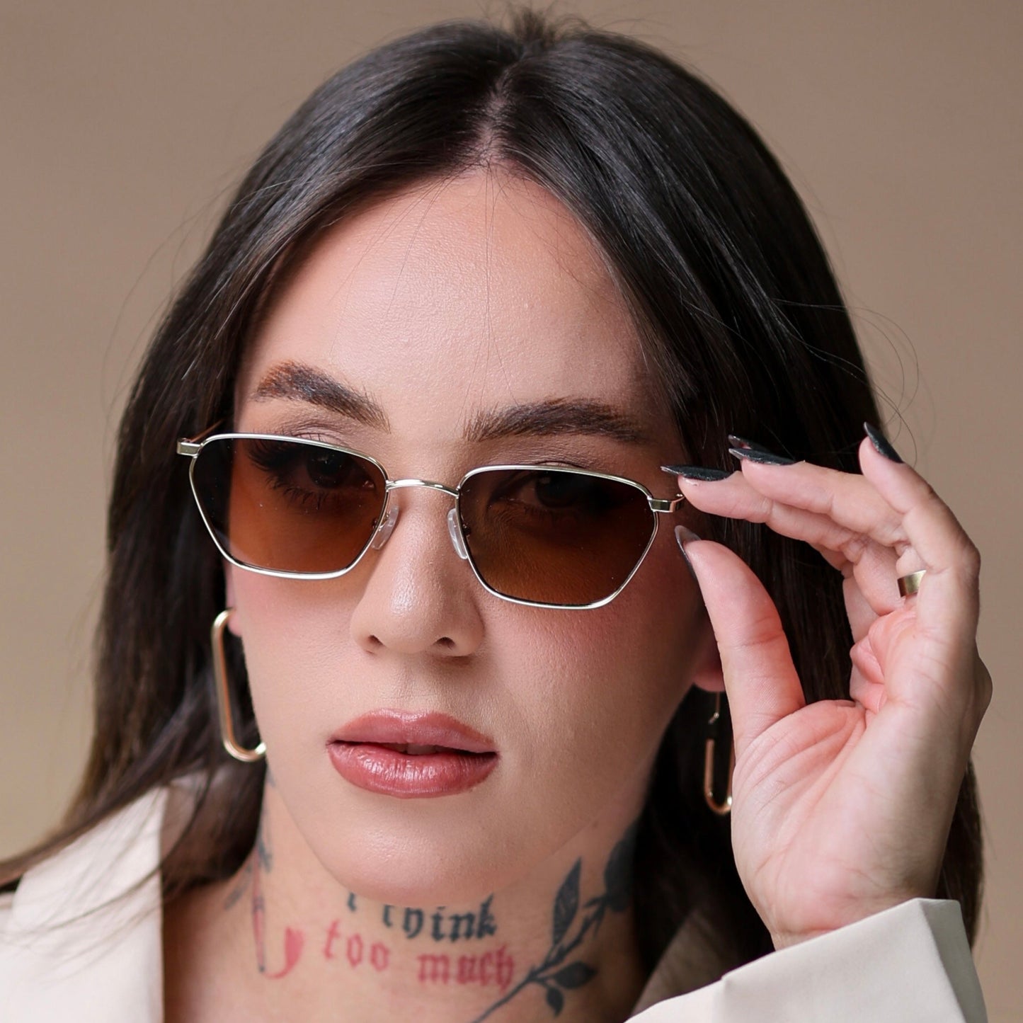 FLÁVIA ÓCULOS DE SOL - COLEÇÃO VOYA