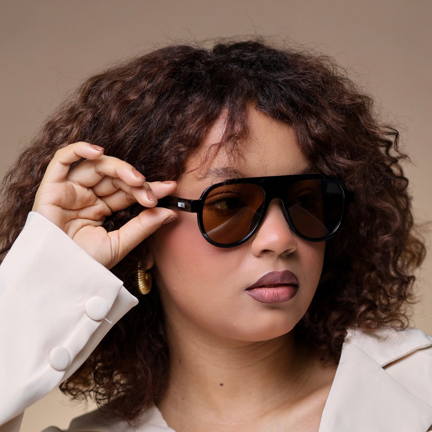 AMALFI ÓCULOS DE SOL - COLEÇÃO VOYA