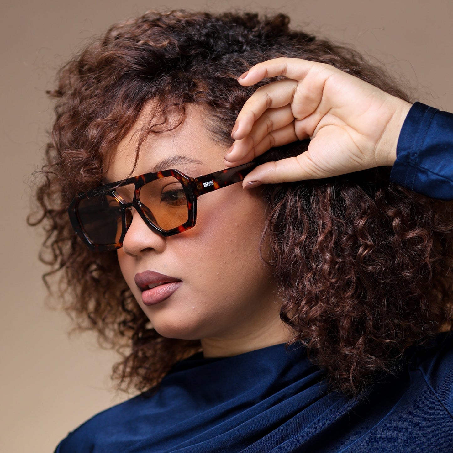 CAMILE ÓCULOS DE SOL - COLEÇÃO VOYA